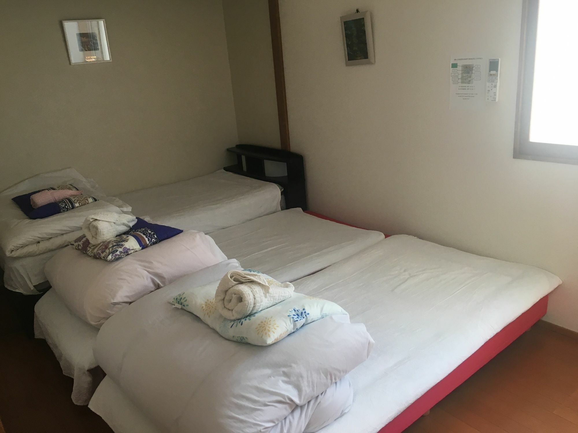 Thanyaporn 2 Apartman Takajama Kültér fotó